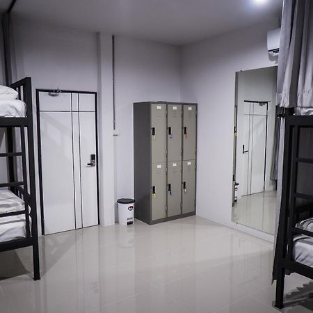 Zen Hostel Chiangmai Chiang Mai Exterior photo